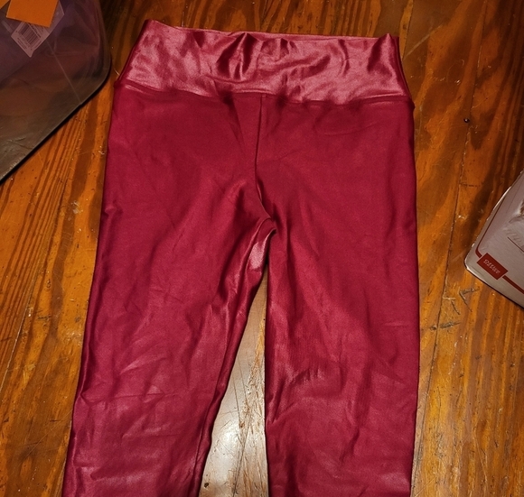 Koral Med Women's Infinity Rhubarb color leggings - Picture 6 of 12